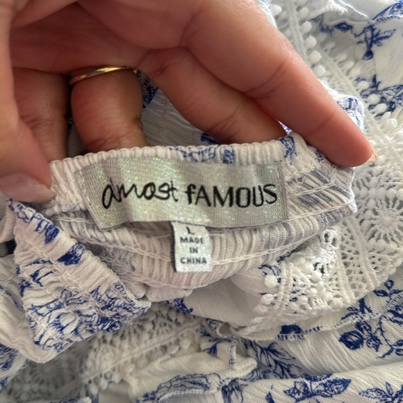 Floral Lace Trim Mini Dress in Blue and White - Picture 3 of 3